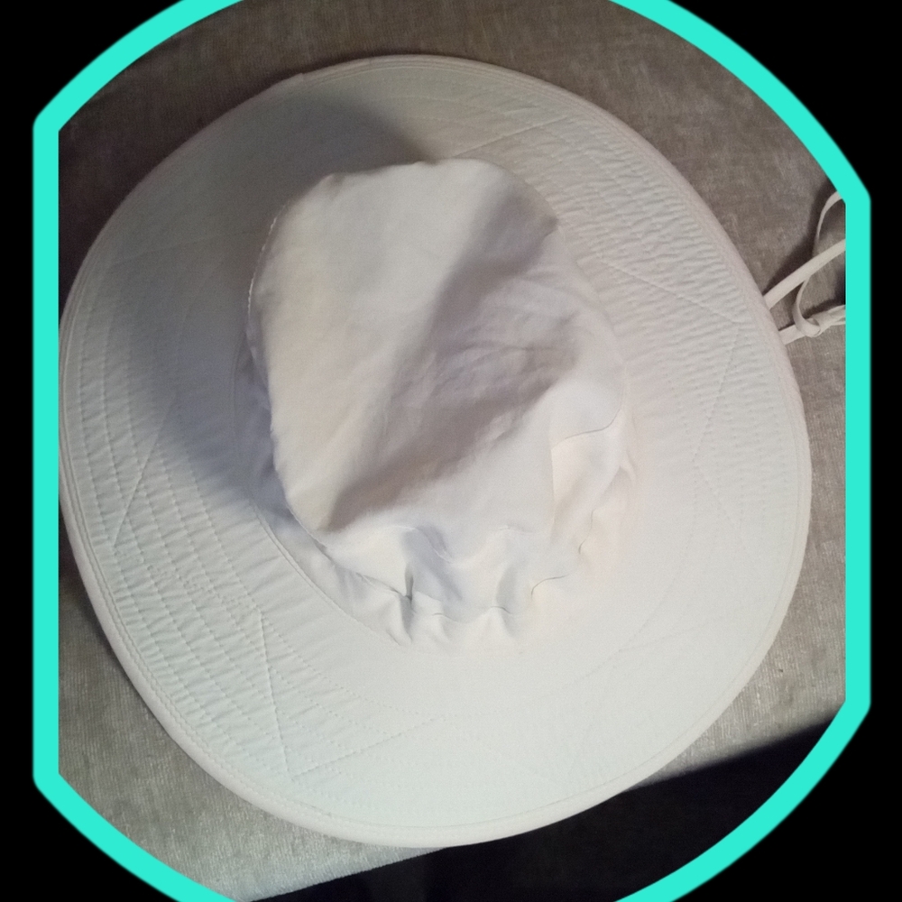 Waterdship Trading Cream Wide Brim w/Pink Trim All Weather Sun Hat NWOT